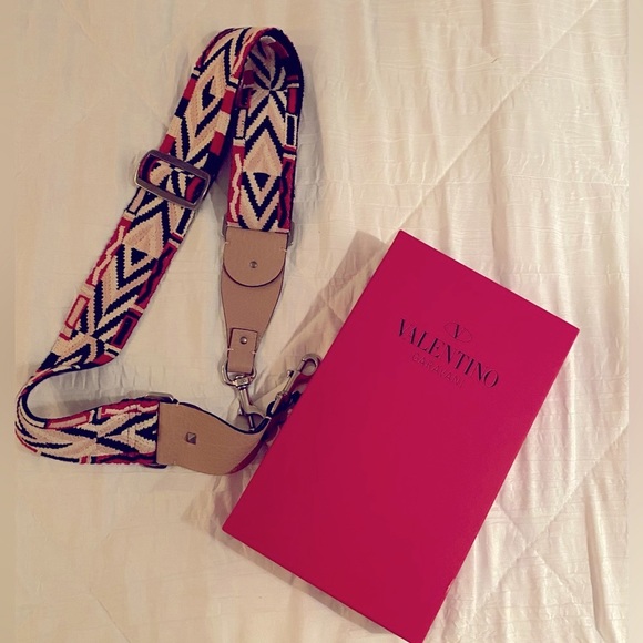 Valentino Rockstud Guitar Strap for Handbag - Picture 3 of 8